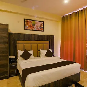 Hotel The Kiara At Delhi Airport, New Delhi